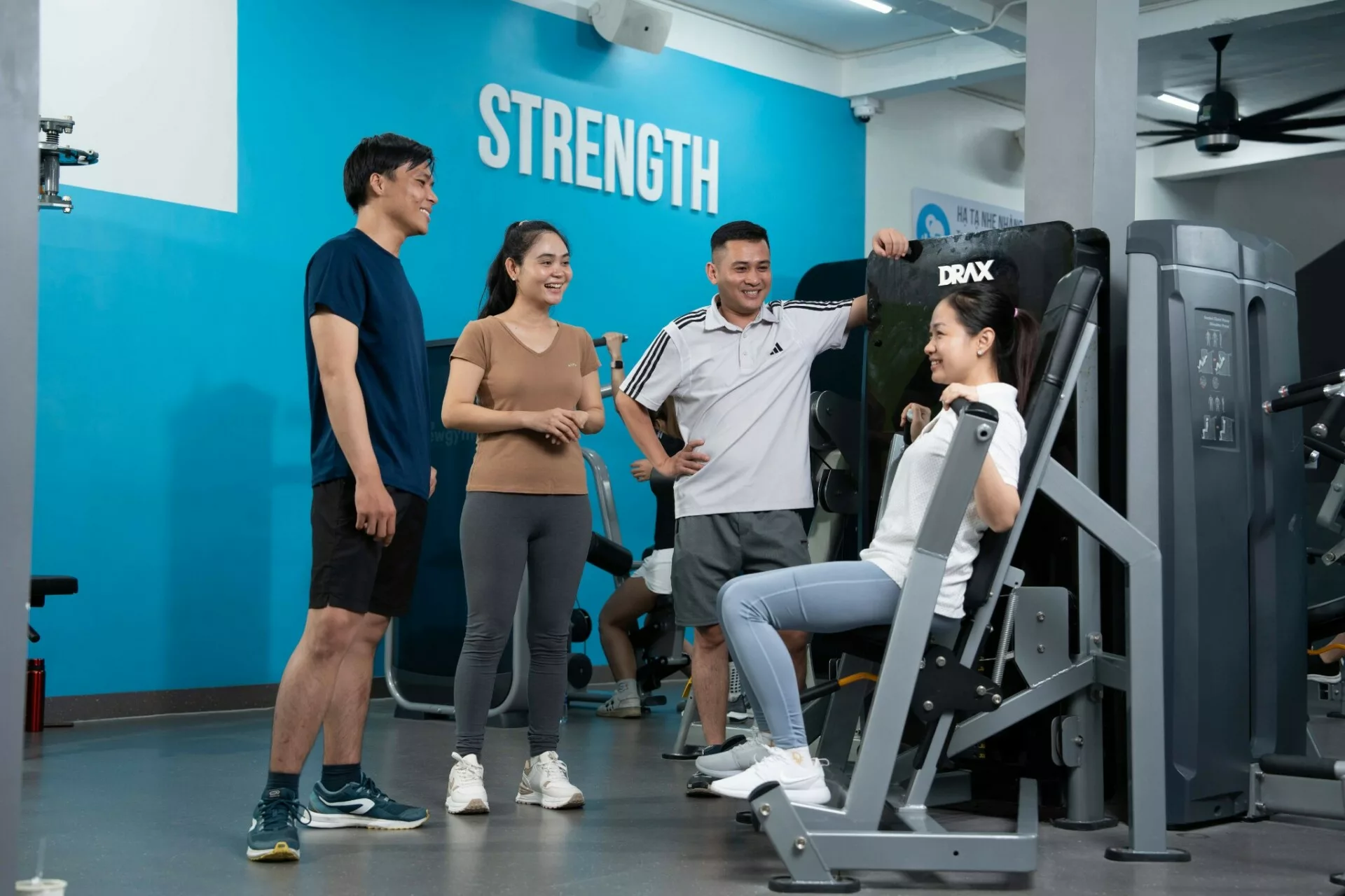 Giá thuê PT ở The New Gym