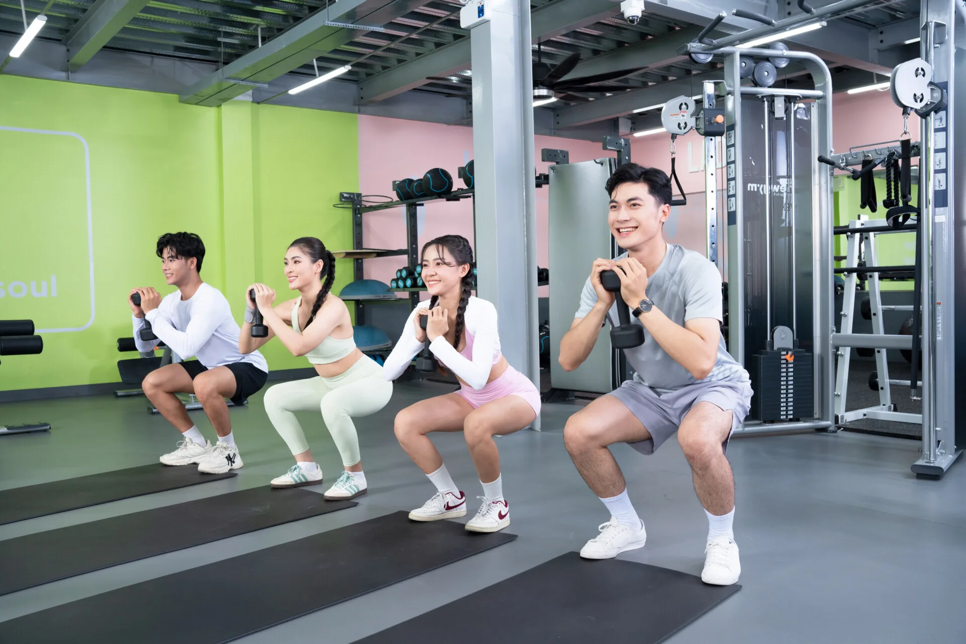 lớp tập nhóm new combat tại the new gym ung văn khiêm quận bình thạnh