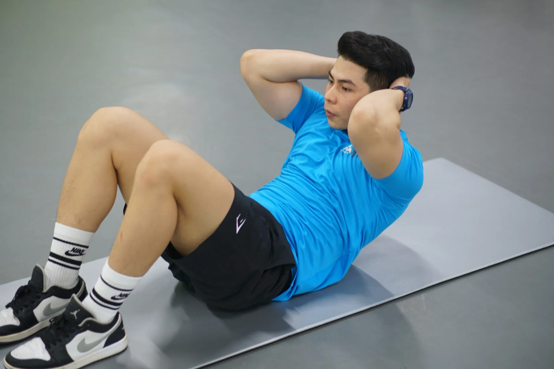 5 Bài Tập Ngắn Gọn Mà Hiệu Quả Cho Lịch Trình Bận Rộn