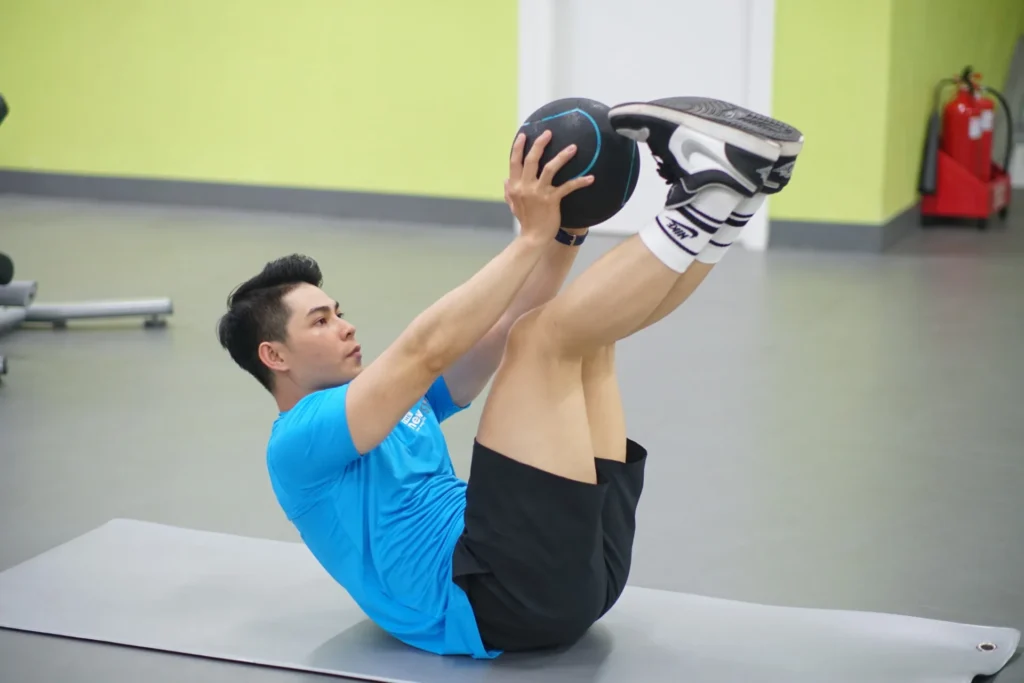 giày tập luyện