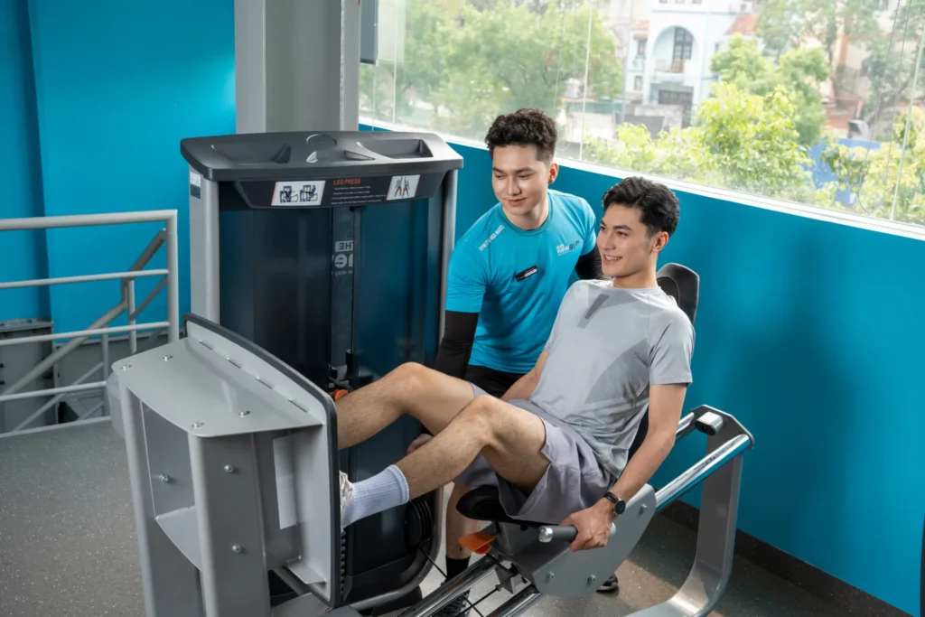 máy đẩy chân leg press