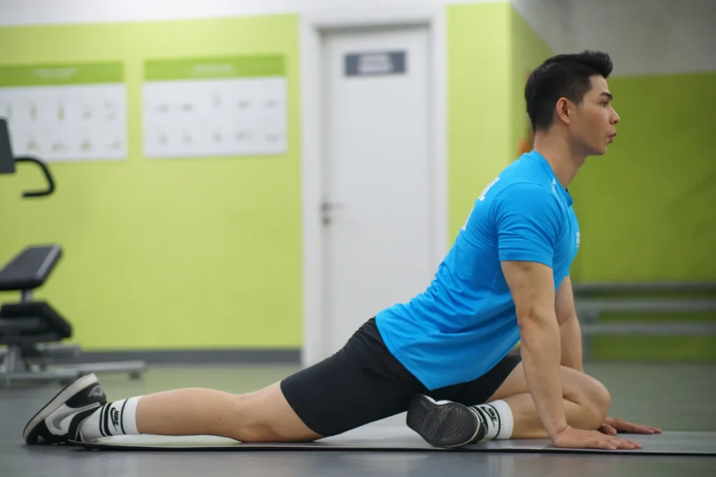 tu the bo cau pigeon pose