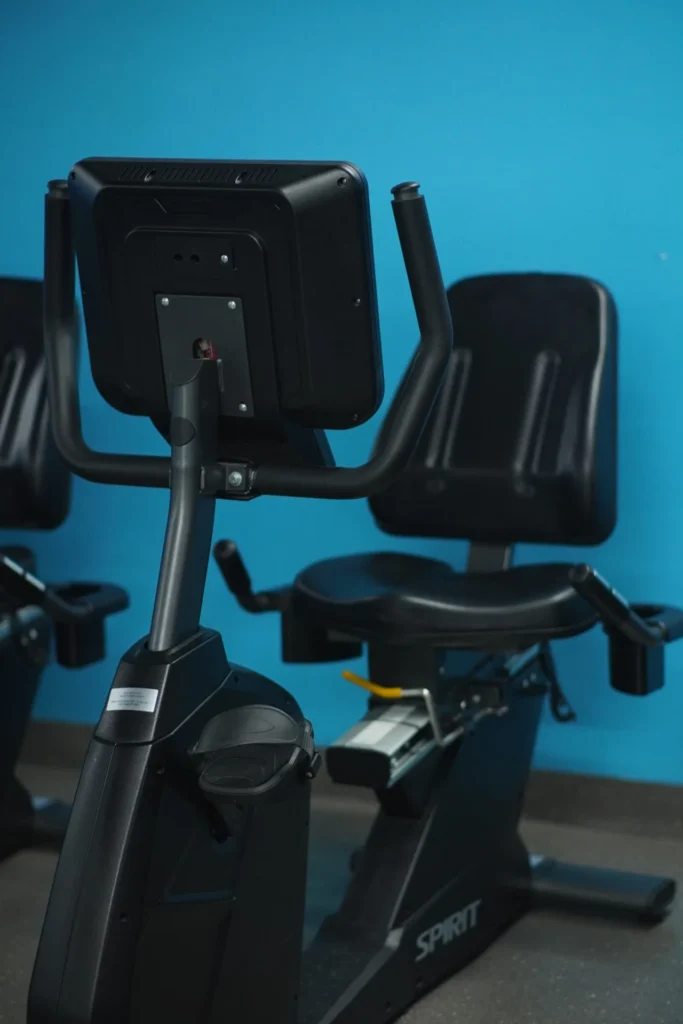 máy đi bộ cardio
